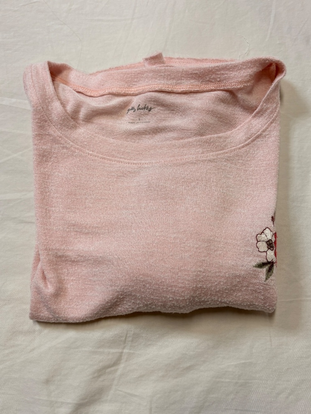 Gilly Hicks Basic Pink Tee - Picture 4 of 4